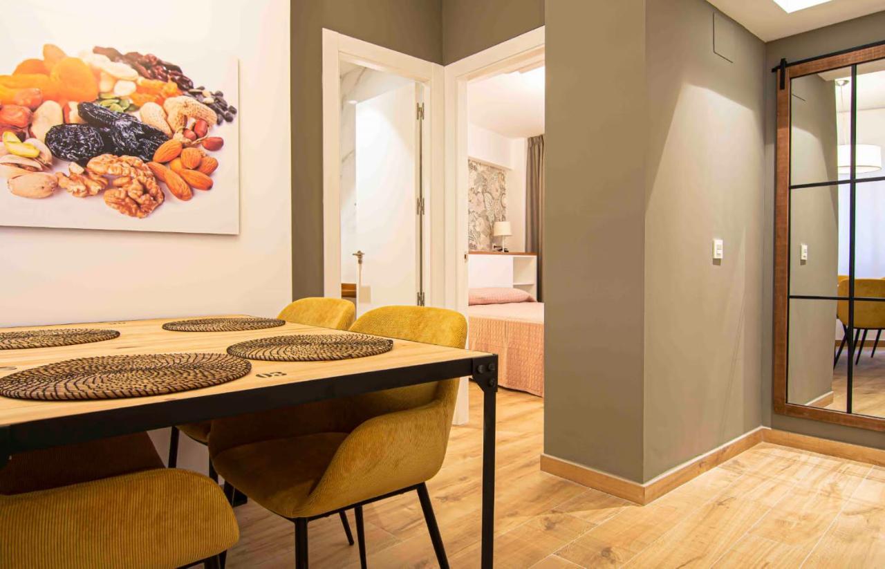 Apartamentos Leonor 马拉加 外观 照片