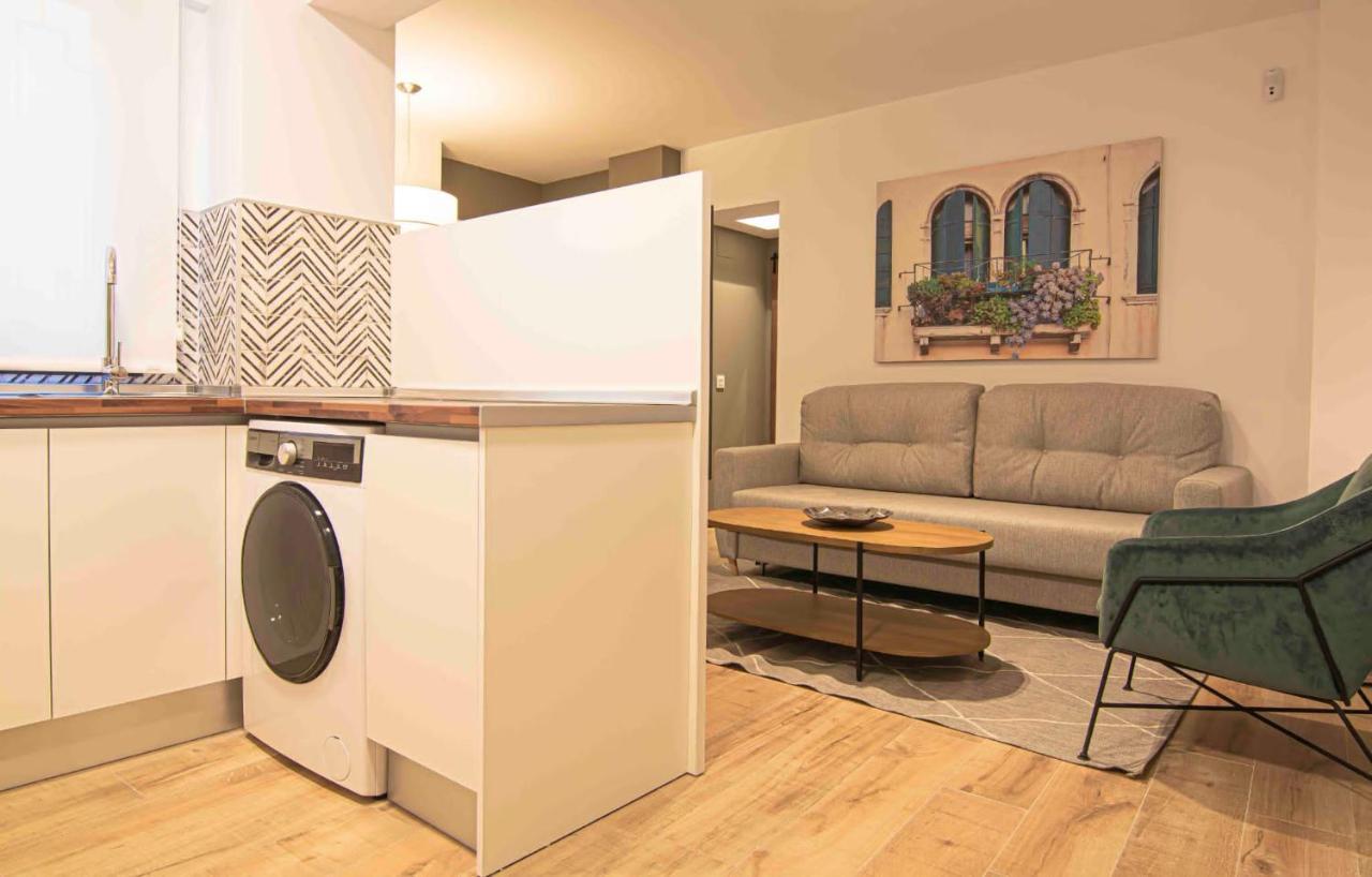 Apartamentos Leonor 马拉加 外观 照片