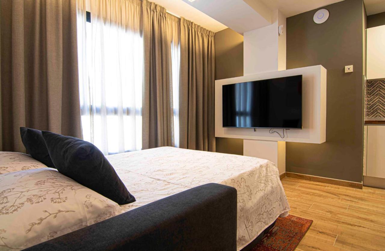 Apartamentos Leonor 马拉加 外观 照片